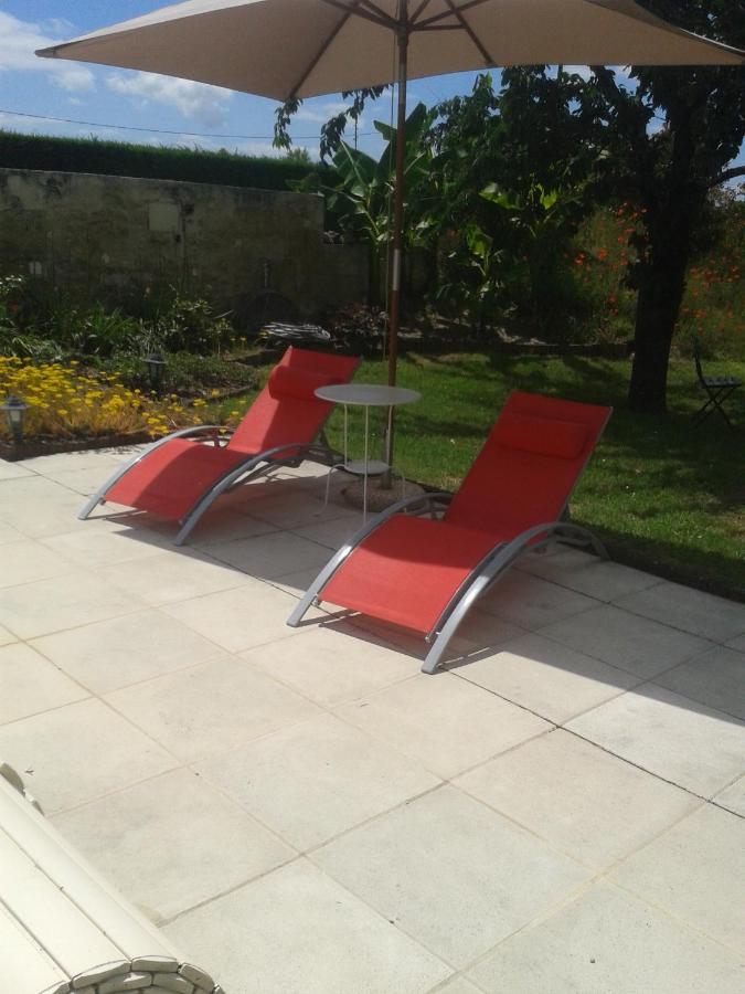 La Recre Bed & Breakfast Restigné Exterior foto